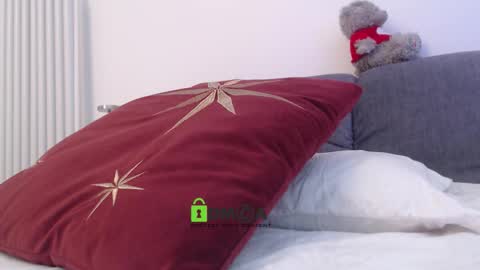 Alexandra online show from February 2026 07:56:02 PM