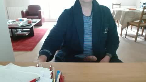 kisslog1 online show from May 2026 03:44:02 PM