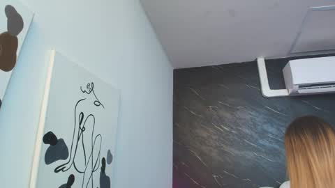 Snapshot of kissme_luna chatting on June 2026 07:04:02 PM BELLA FLAME online show from June 2026 07:04:02 PM