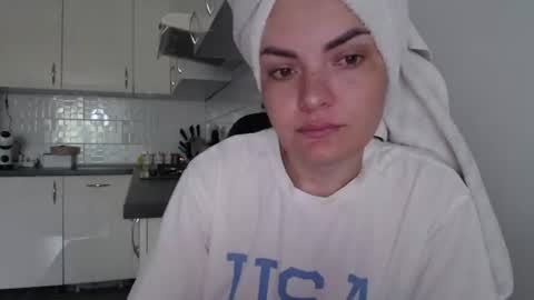 Im Amaia   Everyone Merry Christmas  online show from July 2026 07:25:01 AM