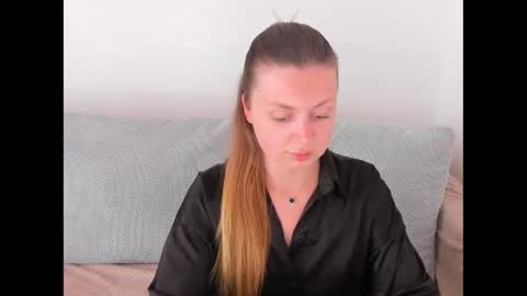 kitkatvel online show from May 2026 12:44:01 PM