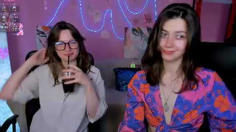 Snapshot of kitniss_dreamy chatting on June 2026 02:53:01 AM kitniss online show from June 2026 02:53:01 AM