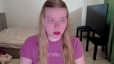Jennyblonde and Emmabrunette online show from July 2026 03:59:02 PM