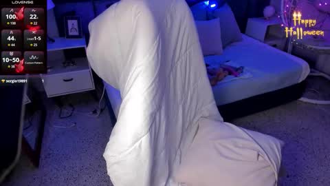 Kitty  online show from October 2025 05:28:01 AM