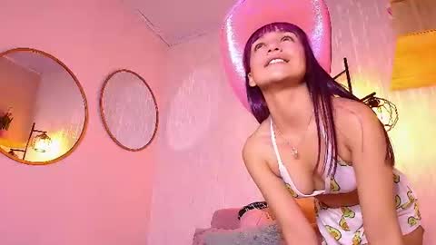 Snapshot of kitty_madness chatting on July 2026 03:37:02 PM KITTY online show from July 2026 03:37:02 PM