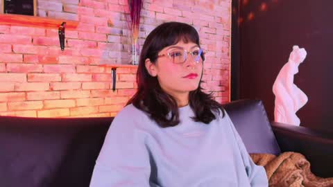 Kitty online show from April 2026 04:46:01 AM