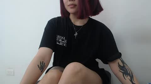 nina martinez online show from May 2026 07:11:01 PM