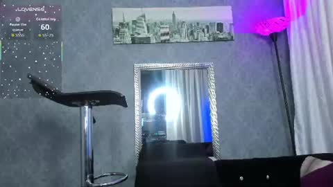 Snapshot of kitty_wichis chatting on June 2026 06:01:01 AM Kendall Saray online show from June 2026 06:01:01 AM