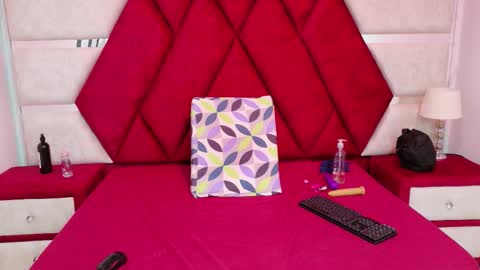 Luisa y Jairo online show from October 2025 01:18:01 PM