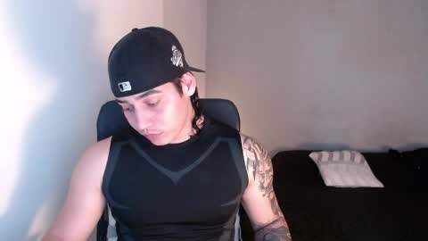 Snapshot of kiyo__ chatting on April 2026 10:18:01 PM kiyo__ online show from April 2026 10:18:01 PM