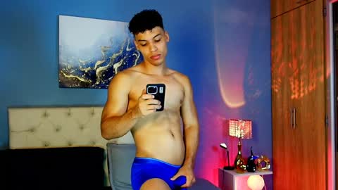 klaton__ online show from April 2026 11:35:02 PM