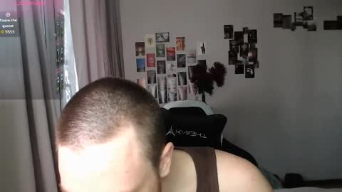 Snapshot of klaus_ven chatting on April 2026 04:56:01 PM Klaus online show from April 2026 04:56:01 PM