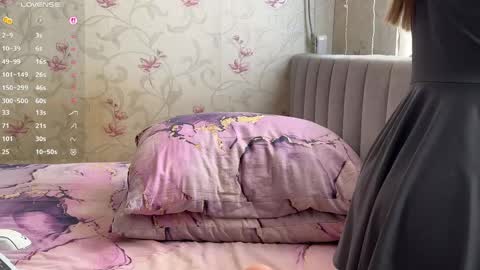 Louise and Mark online show from April 2026 07:11:01 AM