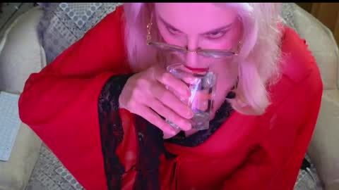 ALYONA online show from May 2026 11:54:01 PM