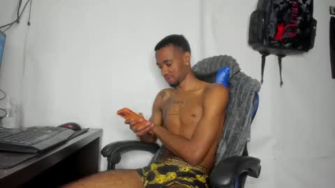 Snapshot of kofi_exotic_ chatting on May 2026 05:45:02 PM kofi online show from May 2026 05:45:02 PM