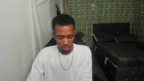 Snapshot of kofi_exotic_ chatting on June 2026 12:35:02 AM kofi online show from June 2026 12:35:02 AM