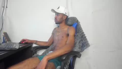 Snapshot of kofi_exotic_ chatting on June 2026 07:49:01 PM kofi online show from June 2026 07:49:01 PM