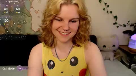 Snapshot of komorebbi chatting on April 2026 11:03:02 PM Marta online show from April 2026 11:03:02 PM
