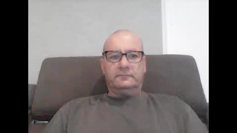 Snapshot of konsty17 chatting on February 2026 09:57:02 PM konsty17 online show from February 2026 09:57:02 PM