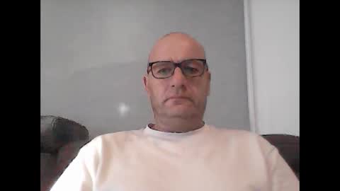 Snapshot of konsty17 chatting on March 2026 09:51:01 PM konsty17 online show from March 2026 09:51:01 PM