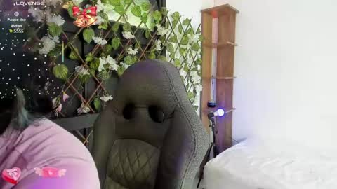 Kora Red online show from April 2026 02:27:02 PM