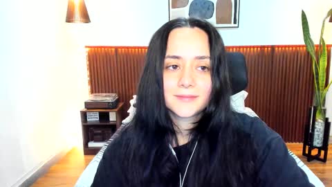 Kora Shadow online show from December 2025 07:43:01 PM