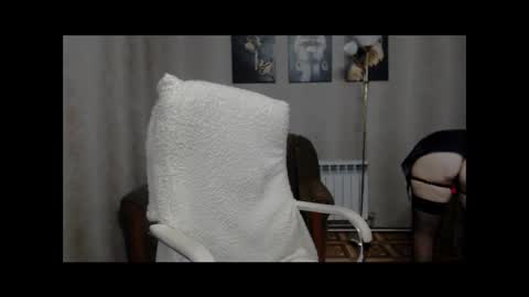 VIKA online show from September 2025 10:04:01 AM