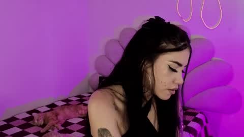 korolova online show from May 2026 09:05:02 PM