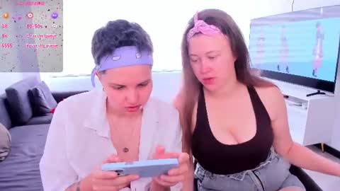 Twiix online show from June 2026 03:03:01 PM