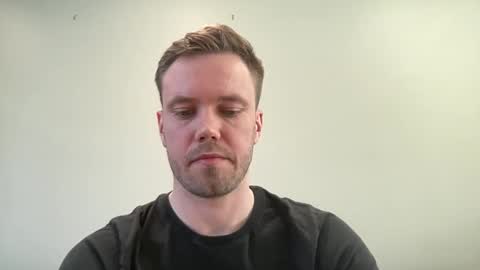 kris4kris4 online show from April 2026 02:42:01 PM