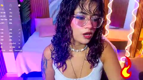 Snapshot of kristen_tay chatting on July 2026 02:49:02 AM kristen_tay online show from July 2026 02:49:02 AM