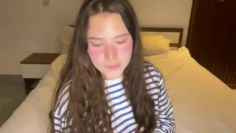 kristiekitty online show from May 2026 07:30:02 PM