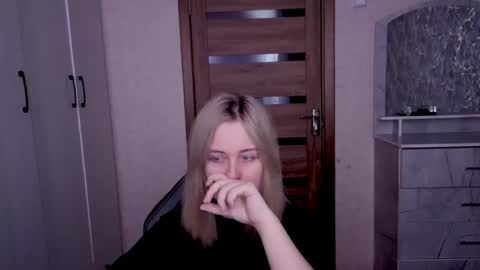 Snapshot of kristy_fran chatting on February 2026 09:05:01 AM Kristy online show from February 2026 09:05:01 AM