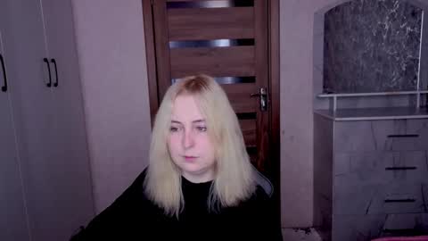 Kristy online show from March 2026 05:33:02 AM