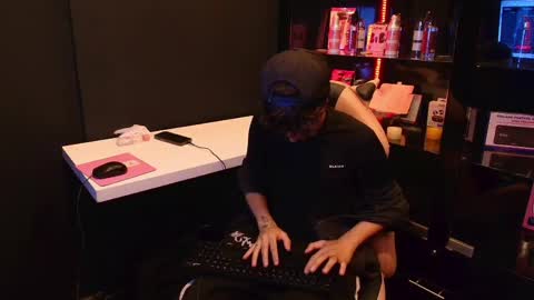 krown_nox online show from May 2026 02:32:01 PM