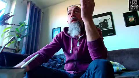 krummersaebel online show from March 2025 10:11:02 AM