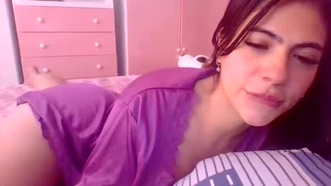 KUMA -Tw  SweetKuma online show from November 2025 05:45:02 PM