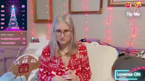 Snapshot of kunzitegoddess chatting on November 2025 01:58:02 PM Samantha online show from November 2025 01:58:02 PM