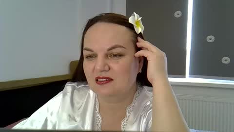 kurkuma_ online show from April 2026 01:37:02 PM