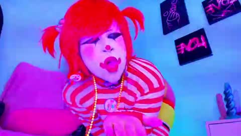 Snapshot of kuromi_bush chatting on June 2026 08:17:01 AM IM KUROMI - MY NEXT STREAM - SATURDAY- 31 JANUARY 2026 - 10PM EST DONT MISS IT online show from June 2026 08:17:01 AM