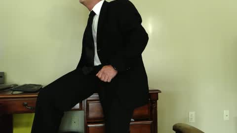 Snapshot of kykcils2 chatting on April 2026 05:07:02 PM kykcils2 online show from April 2026 05:07:02 PM