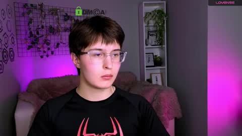 kyleberry_ online show from November 2025 04:08:02 PM