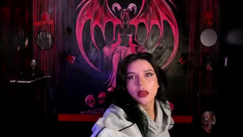 submissive demon Please help me to reach 500 thumbs up online show from April 2026 09:20:02 PM