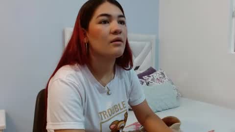 Snapshot of kyliiebaker chatting on July 2026 11:48:01 AM Kylie online show from July 2026 11:48:01 AM
