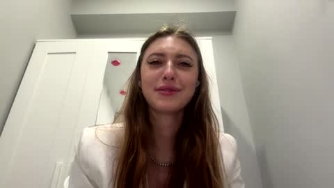 Selena online show from April 2026 01:04:01 AM