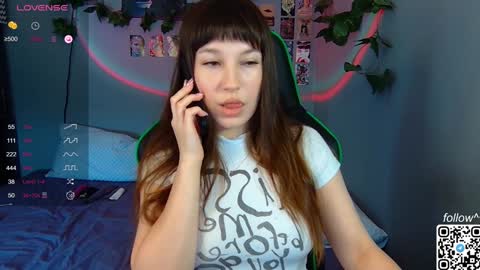 Victoria online show from January 2025 04:52:01 AM