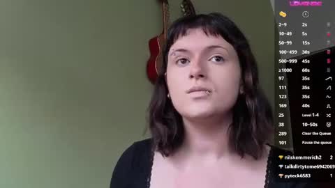 Snapshot of la_femme_fatale_ chatting on June 2026 08:32:02 PM Hanna FREE ONLYFANS online show from June 2026 08:32:02 PM