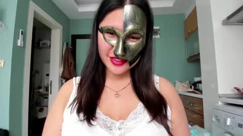 Snapshot of la_mystique chatting on March 2026 09:58:02 AM Simply Di online show from March 2026 09:58:02 AM