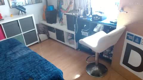 lachicadeldiablo online show from May 2026 09:36:01 AM