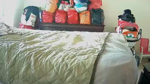 Snapshot of lachickadelbronx chatting on December 2024 01:22:02 PM lachickadelbronx online show from December 2024 01:22:02 PM